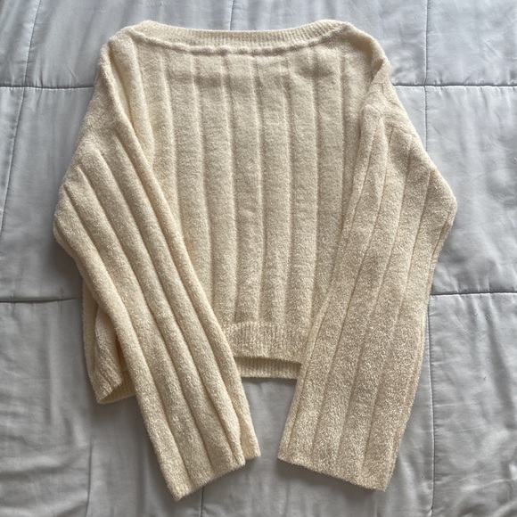 Tularosa Nora Sweater in Oatmeal - Picture 9 of 9